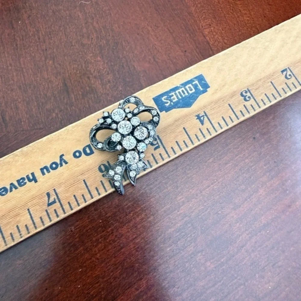 Vintage Bow Rhinestone Booch
